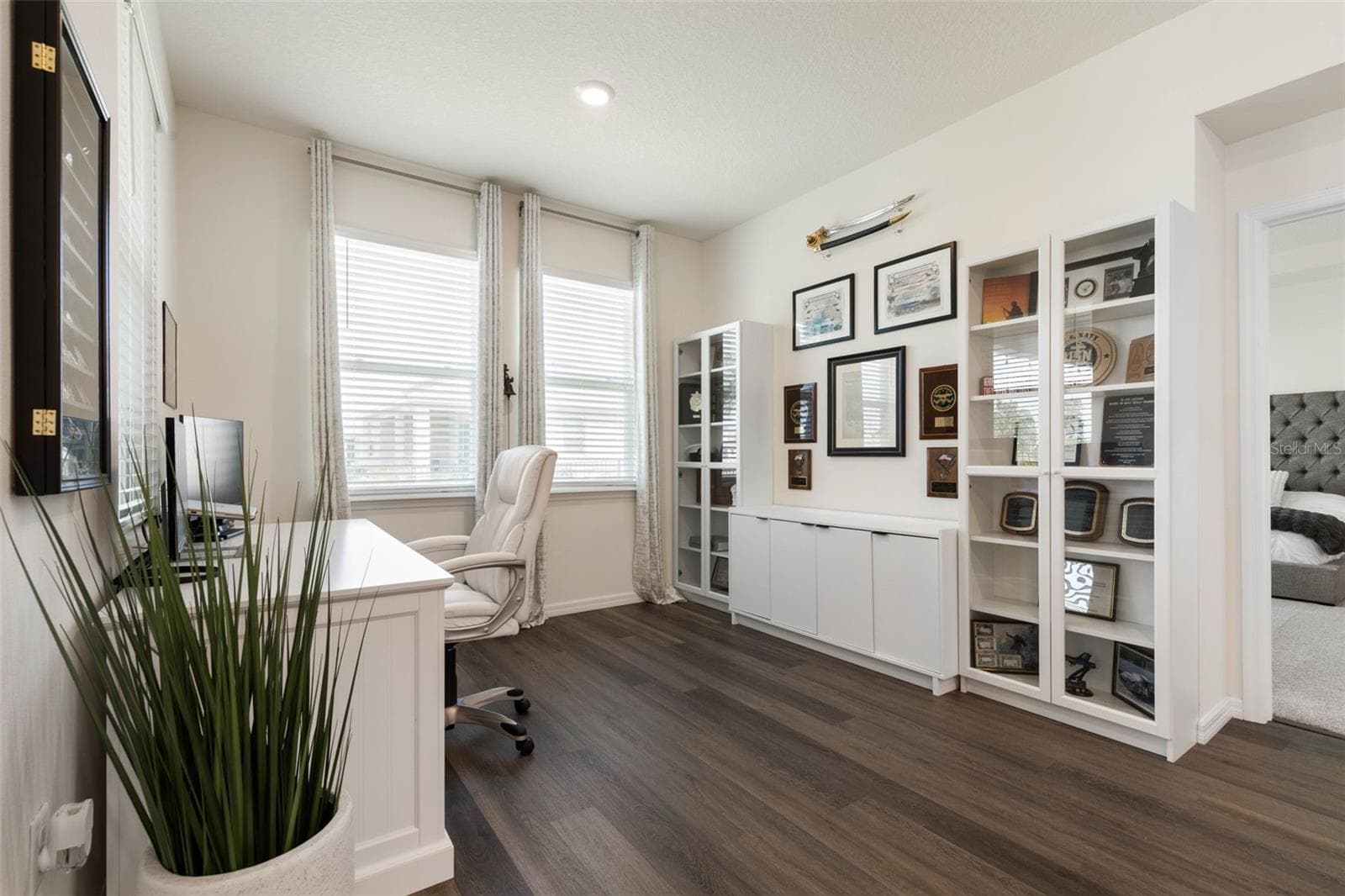 Single Family Residence at 345 E MERIMONT LN, ORMOND BEACH, photo 21 of 91
