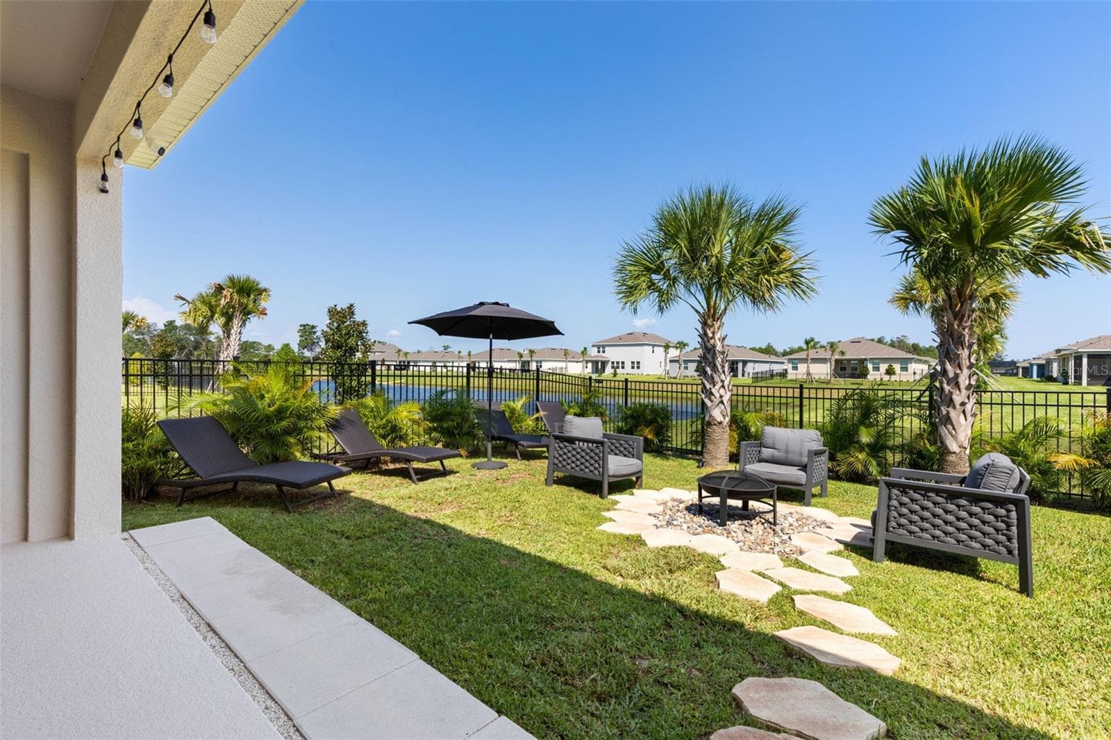 Single Family Residence at 345 E MERIMONT LN, ORMOND BEACH, photo 49 of 91