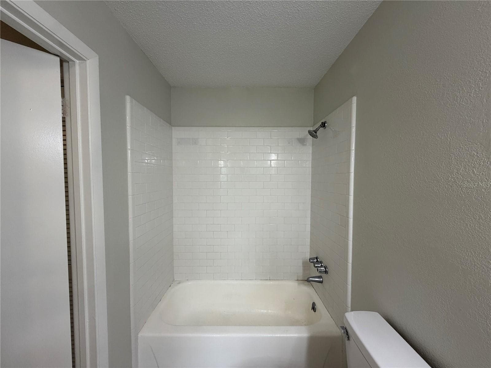 Condominium at 1600 BIG TREE RD #A6, DAYTONA BEACH, photo 16 of 21