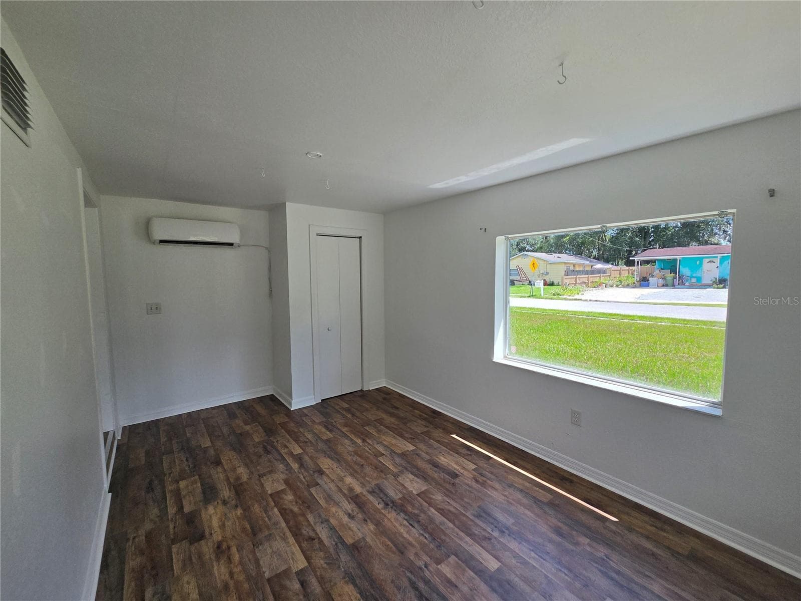 Single Family Residence at 1500 CREST AVE, LEESBURG, photo 19 of 23