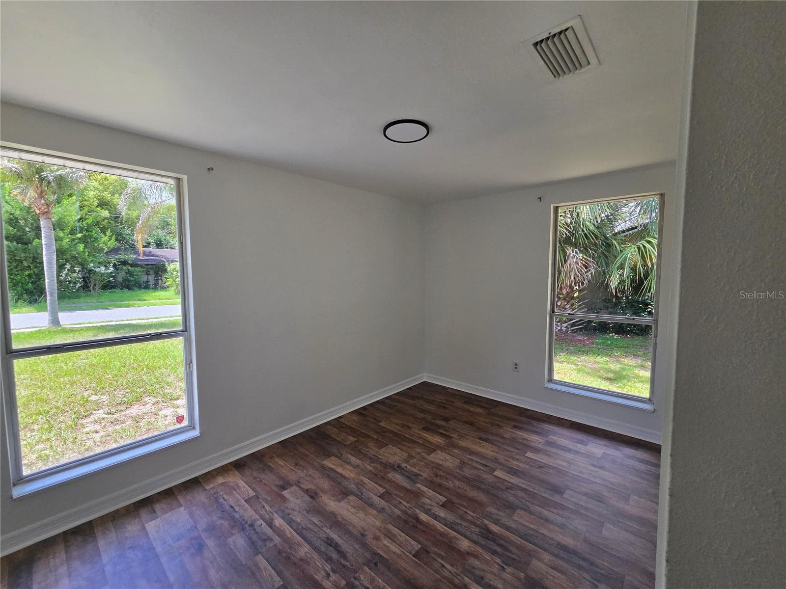 Single Family Residence at 1500 CREST AVE, LEESBURG, photo 17 of 23