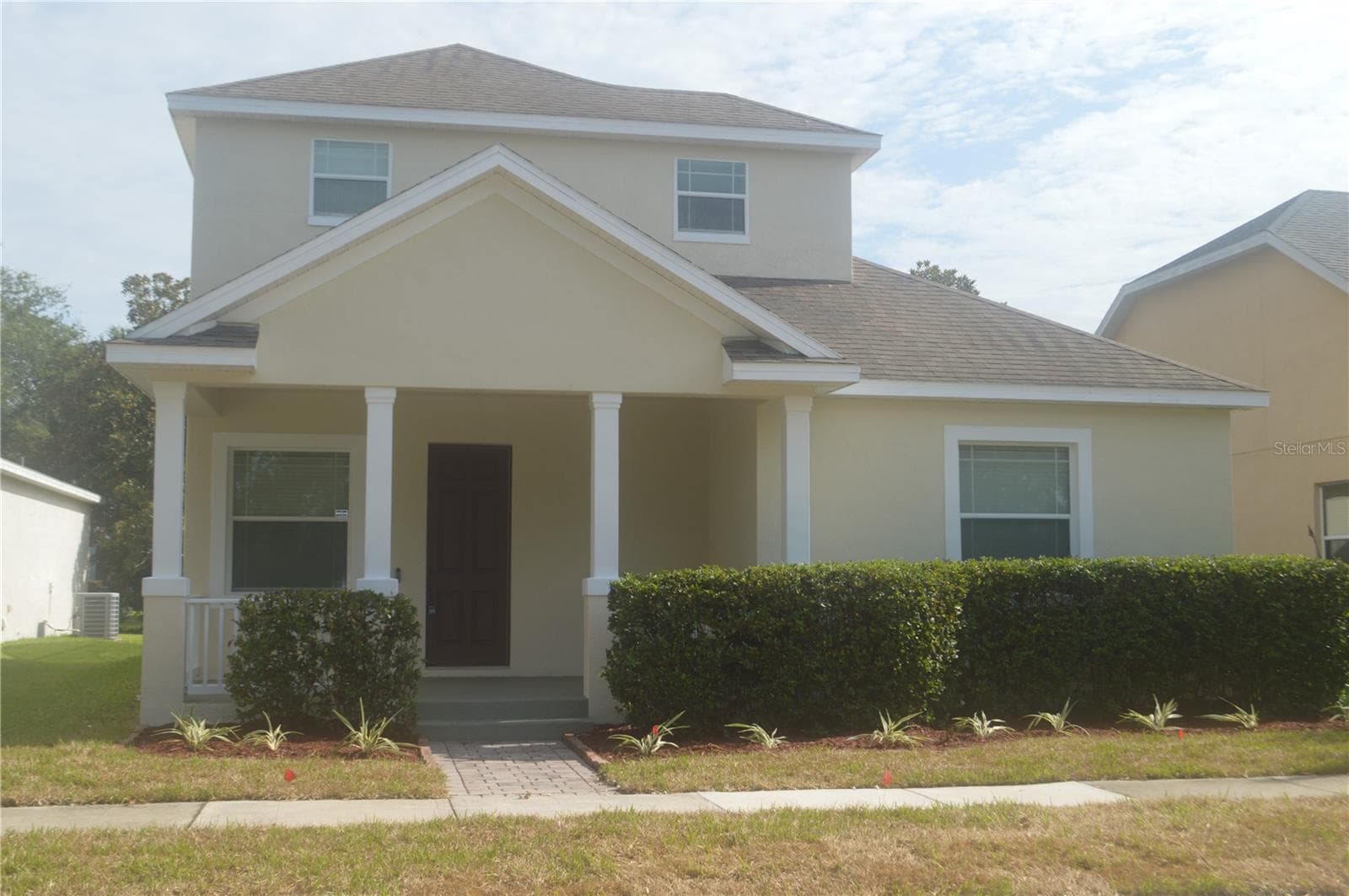 6828 HELMSLEY CIR