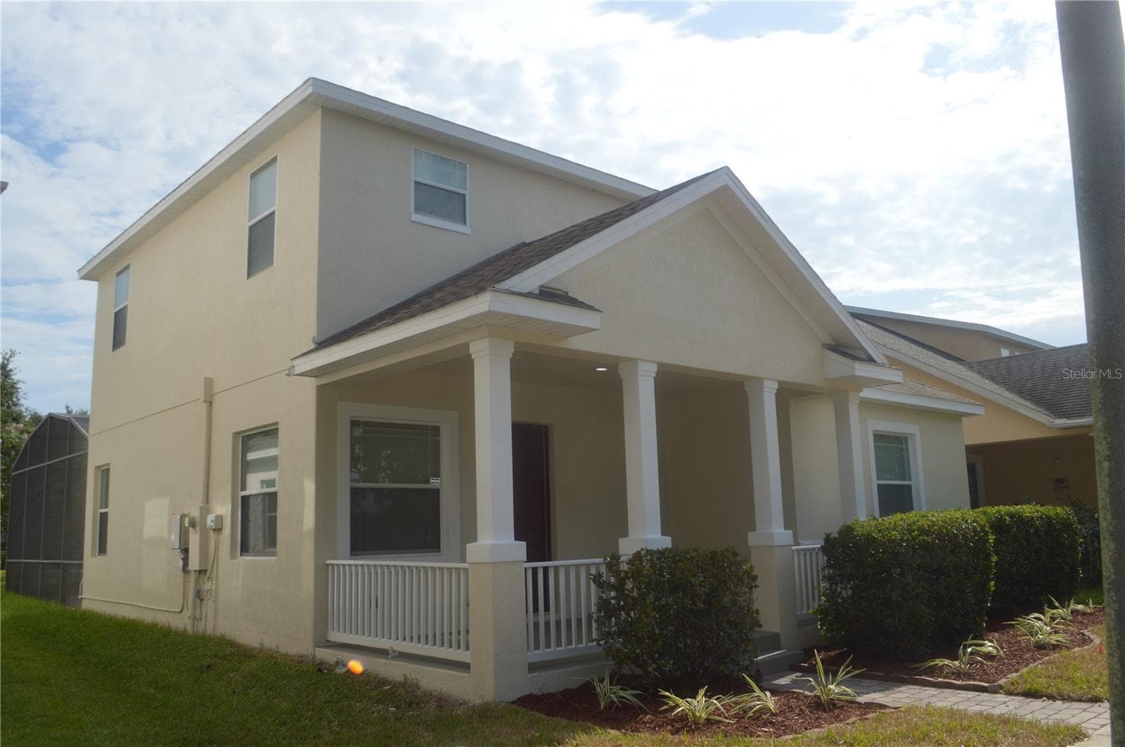 Single Family Residence at 6828 HELMSLEY CIR, WINDERMERE, photo 2 of 21
