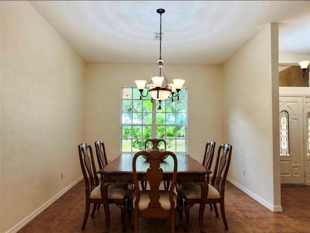 Virtually Staged - 24087 TWISTER LN, BROOKSVILLE
