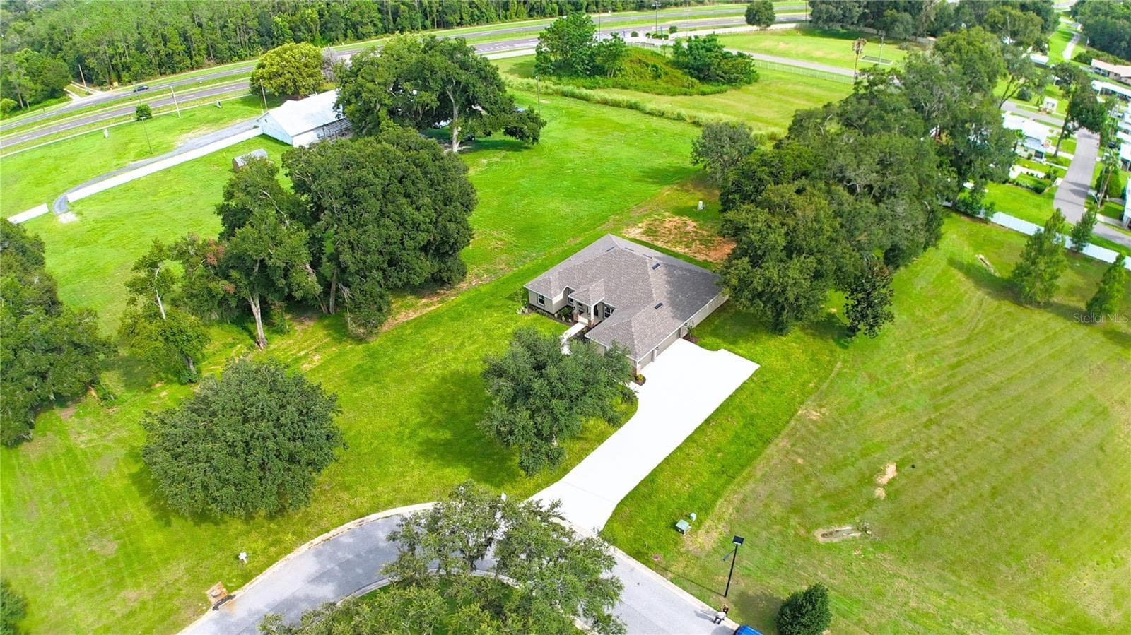 Single Family Residence at 36893 HIDDEN VIEW CIRCLE, DADE CITY, photo 2 of 34
