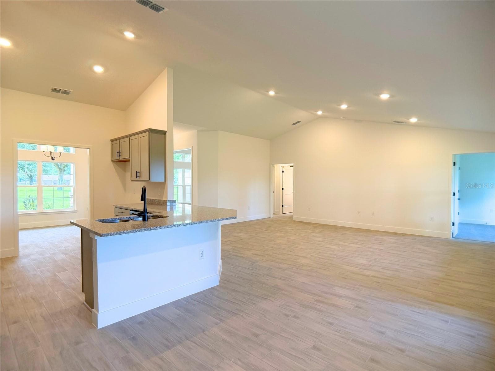 Single Family Residence at 36893 HIDDEN VIEW CIRCLE, DADE CITY, photo 10 of 34
