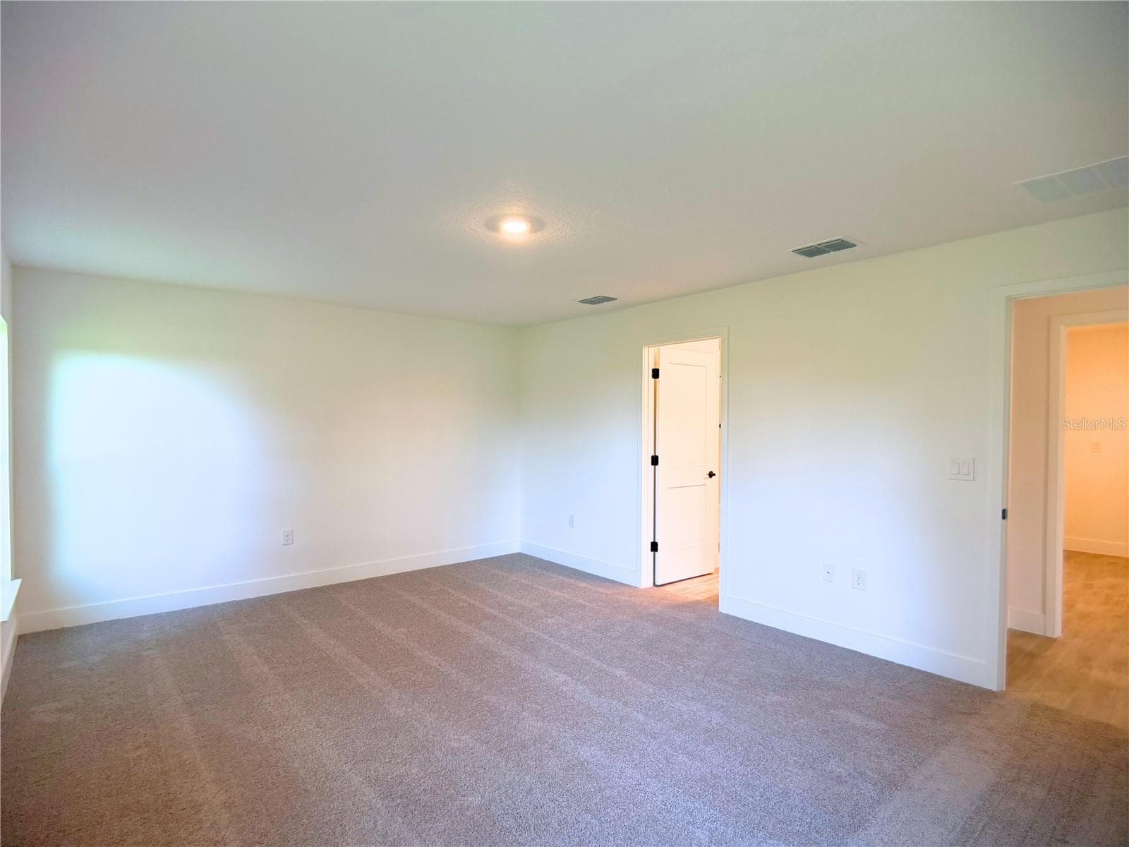 Single Family Residence at 36893 HIDDEN VIEW CIRCLE, DADE CITY, photo 15 of 34