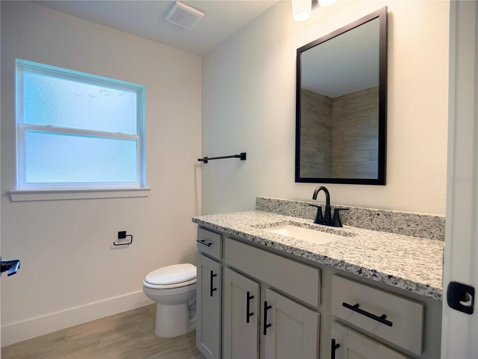 Single Family Residence at 36893 HIDDEN VIEW CIRCLE, DADE CITY, photo 16 of 34