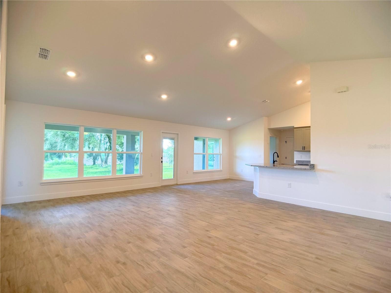 Single Family Residence at 36893 HIDDEN VIEW CIRCLE, DADE CITY, photo 22 of 34
