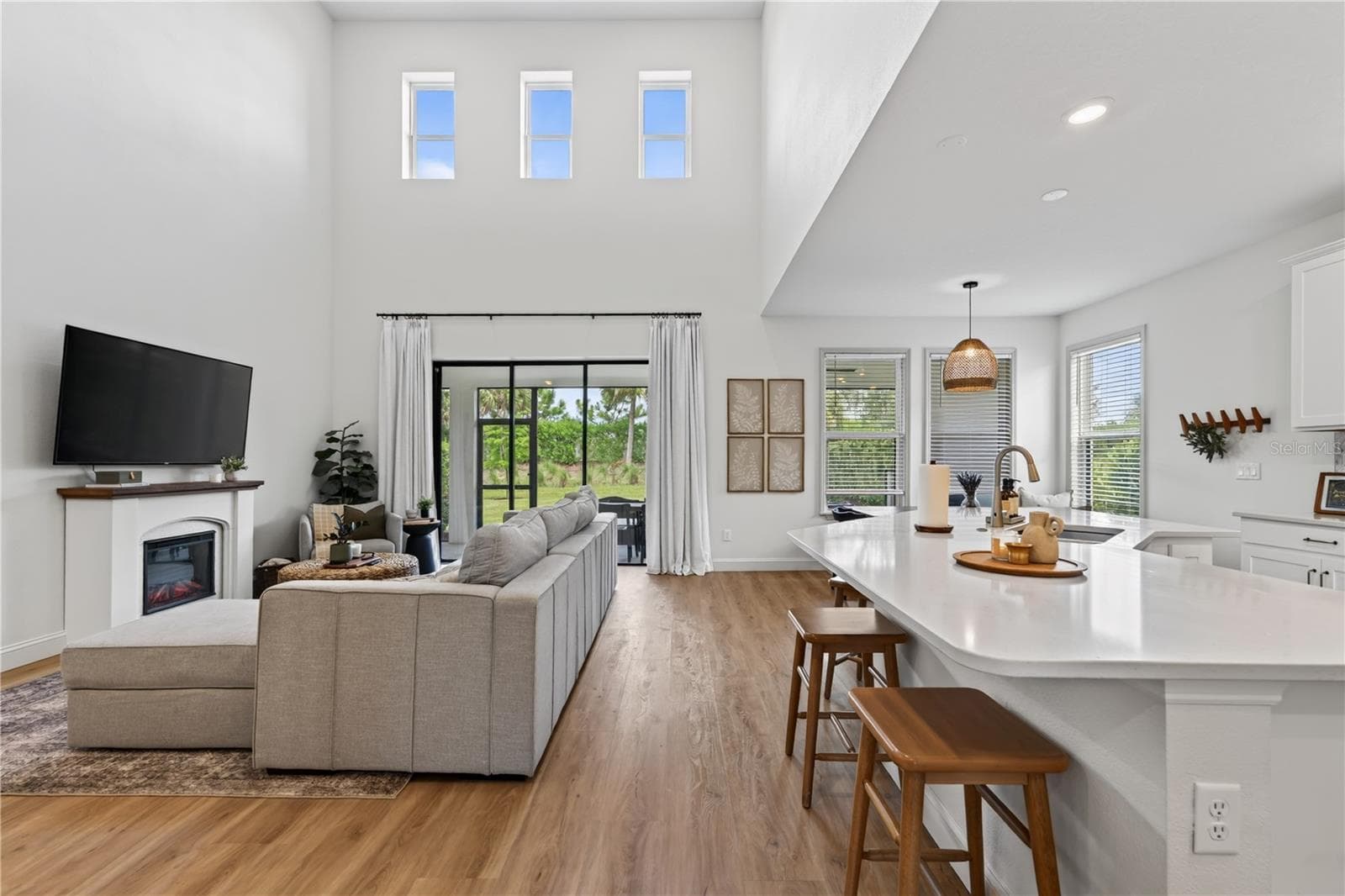 Single Family Residence at 9284 TEQUILA SUNRISE DR, SARASOTA, photo 12 of 98