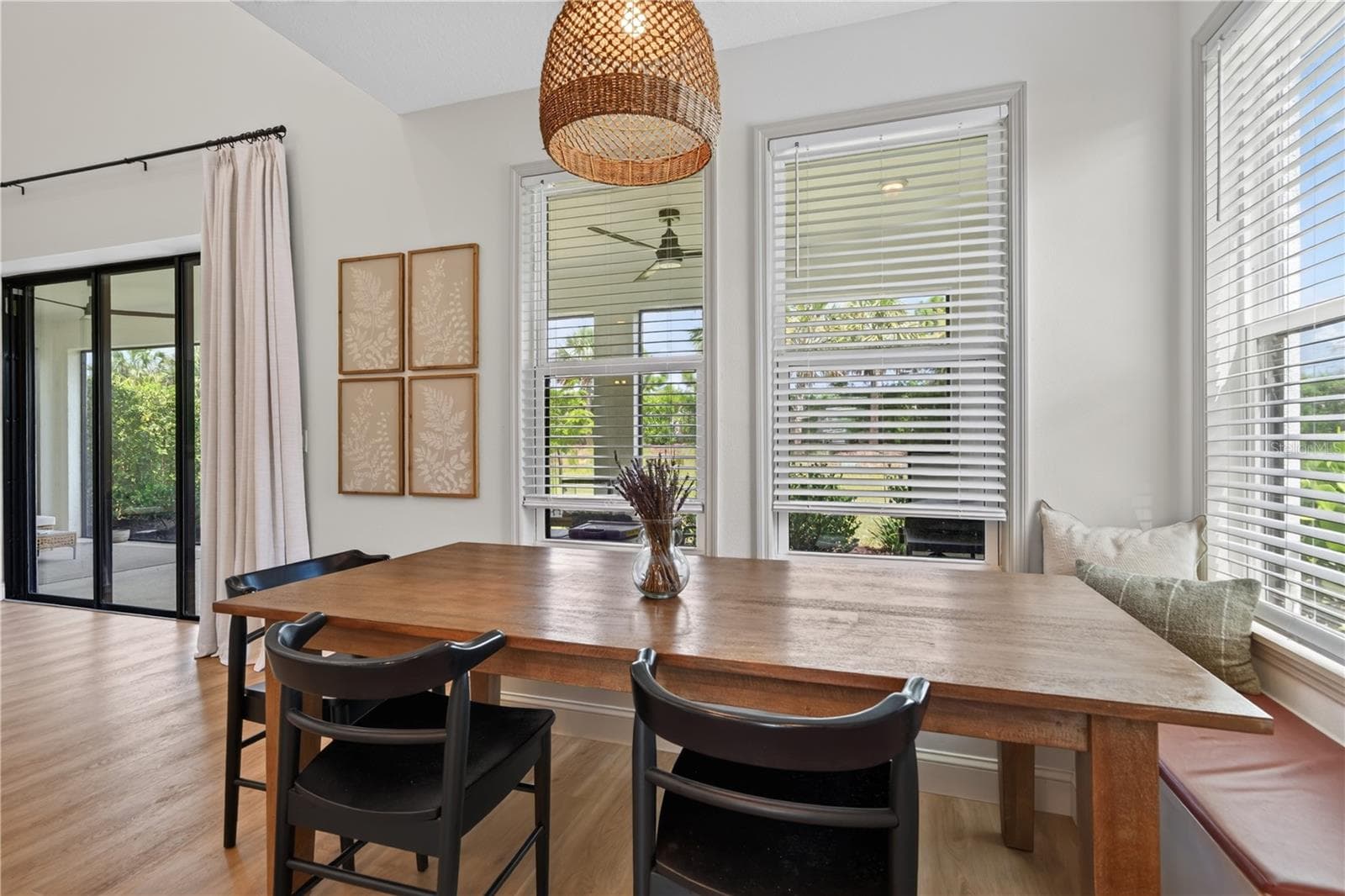 Single Family Residence at 9284 TEQUILA SUNRISE DR, SARASOTA, photo 18 of 98