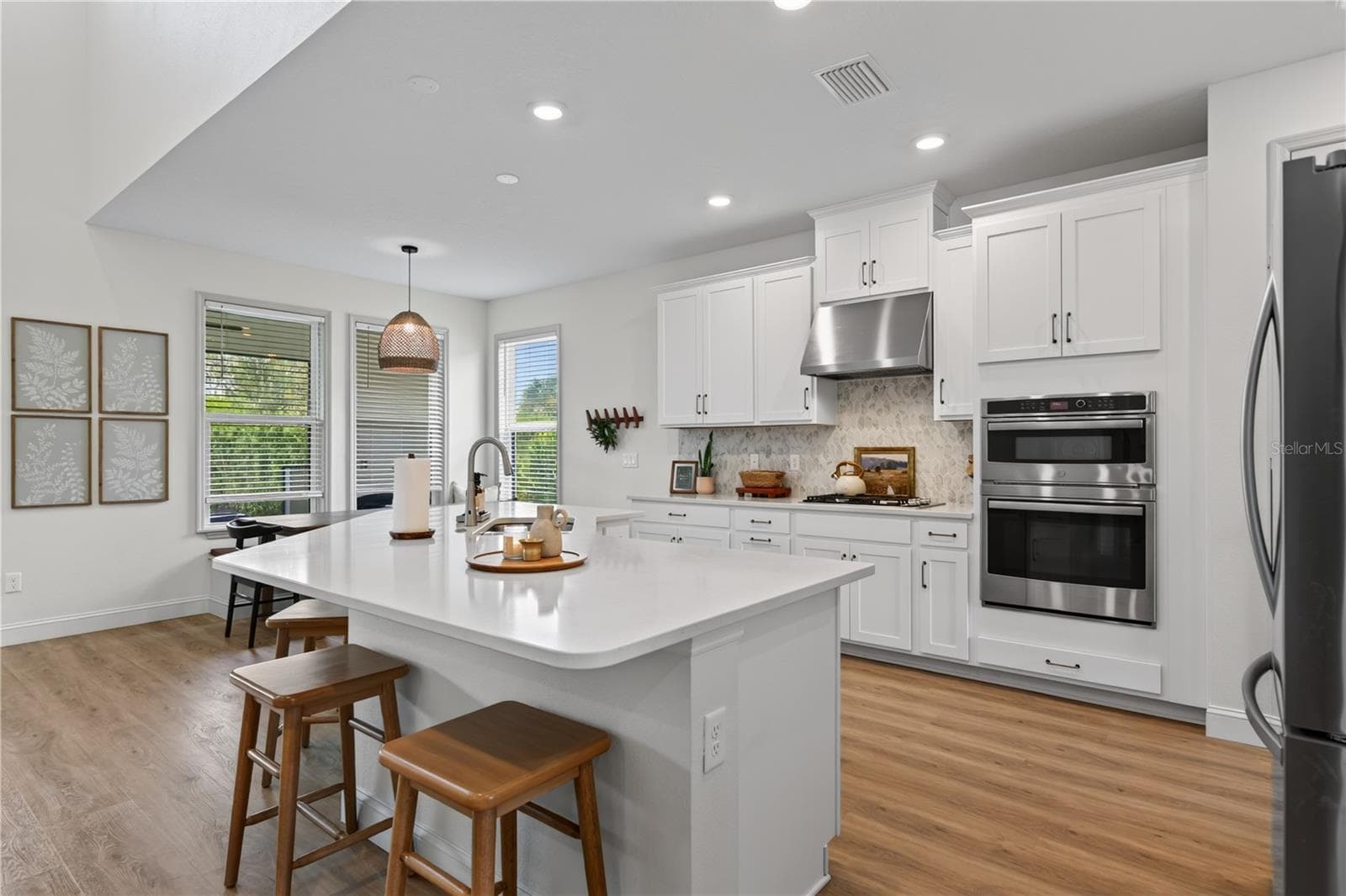 Single Family Residence at 9284 TEQUILA SUNRISE DR, SARASOTA, photo 22 of 98