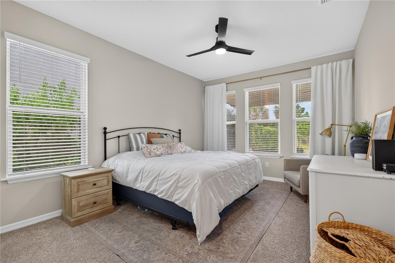 Single Family Residence at 9284 TEQUILA SUNRISE DR, SARASOTA, photo 23 of 98