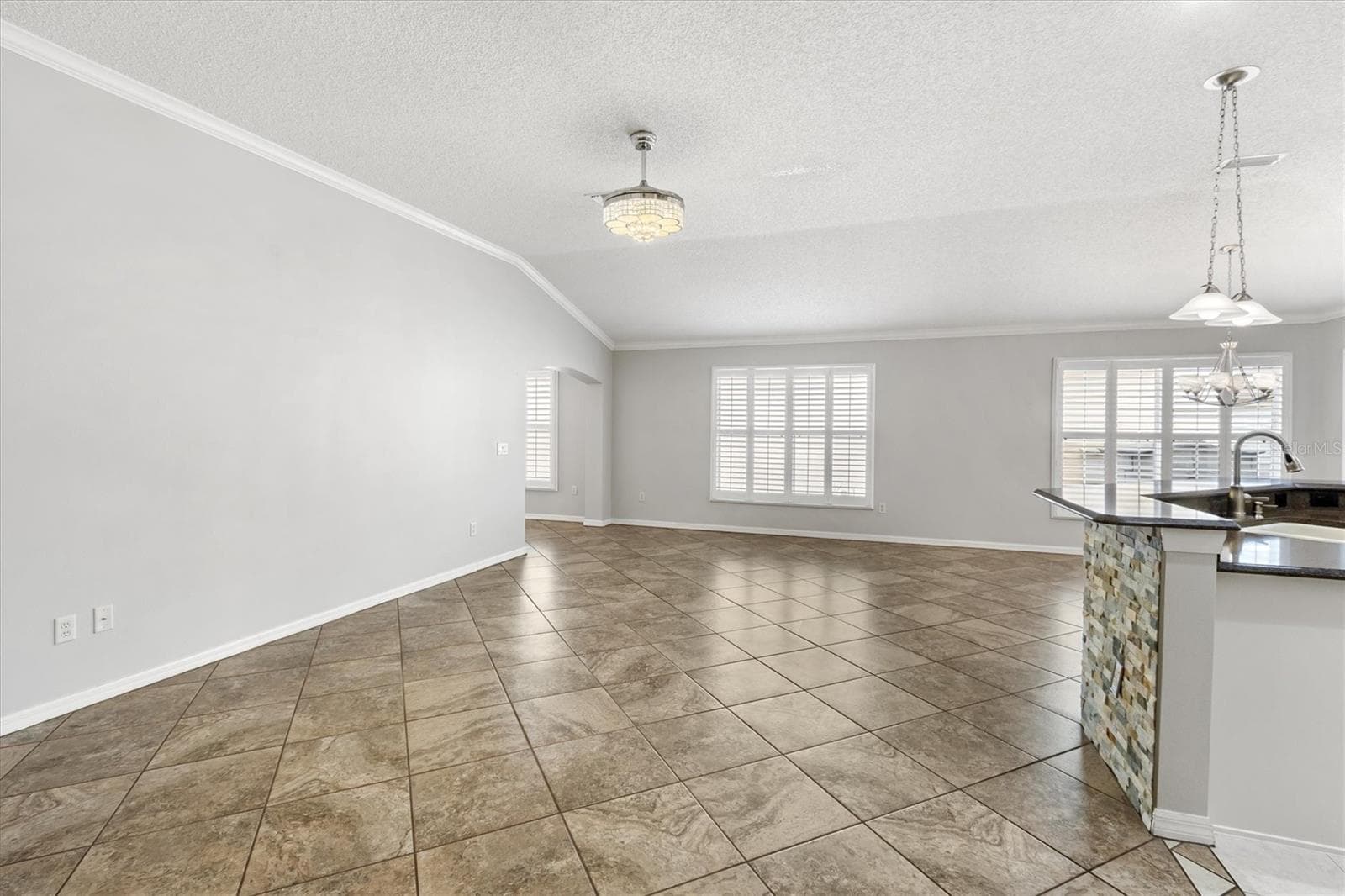 Villa at 1068 BURNETTOWN PL, THE VILLAGES, photo 9 of 43