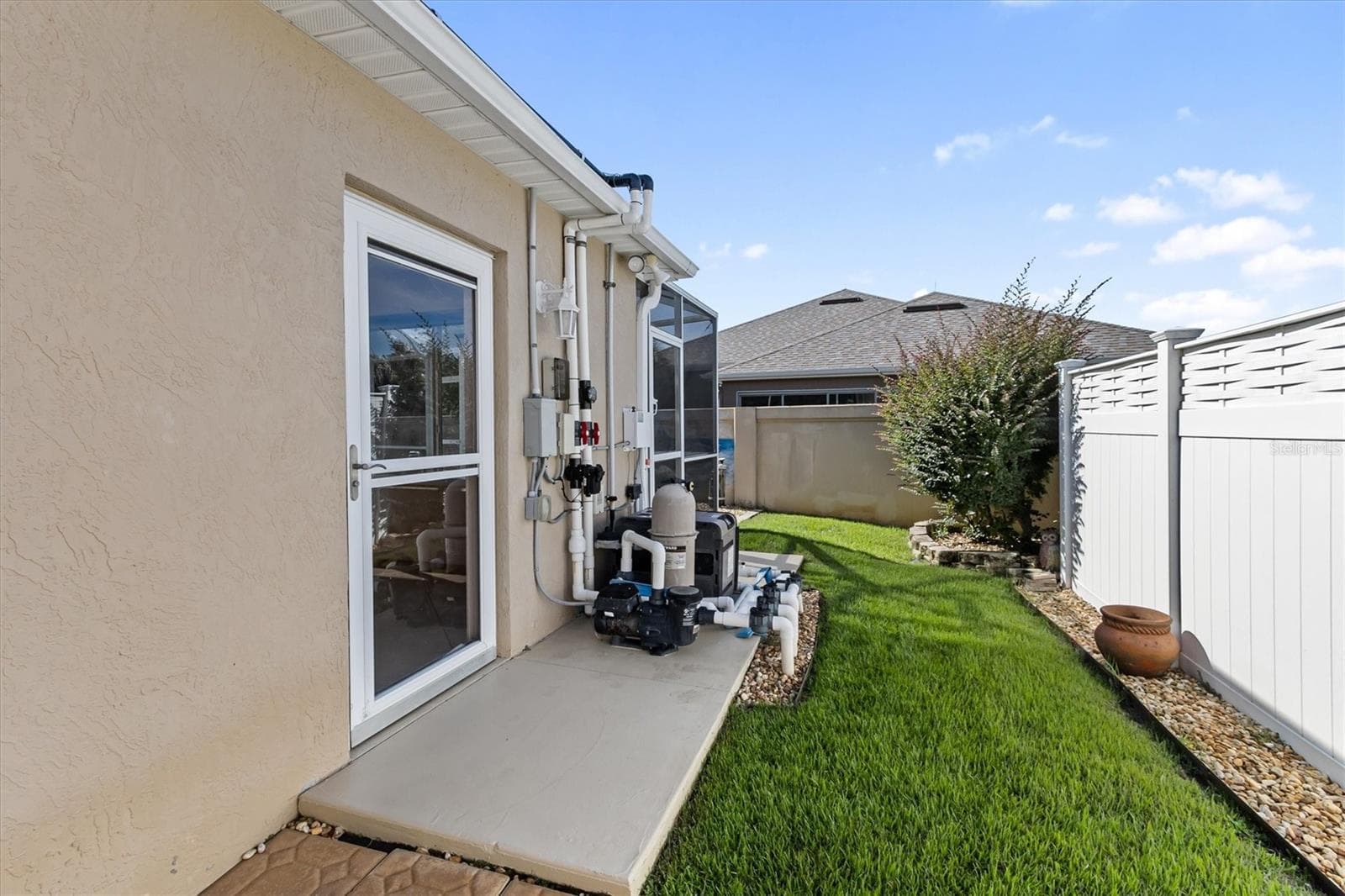 Villa at 1068 BURNETTOWN PL, THE VILLAGES, photo 32 of 43