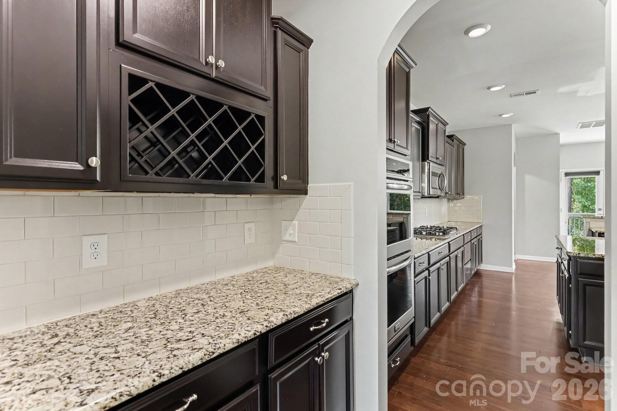 Single Family Residence at 487 Moses Drive, Fort Mill, photo 18 of 45