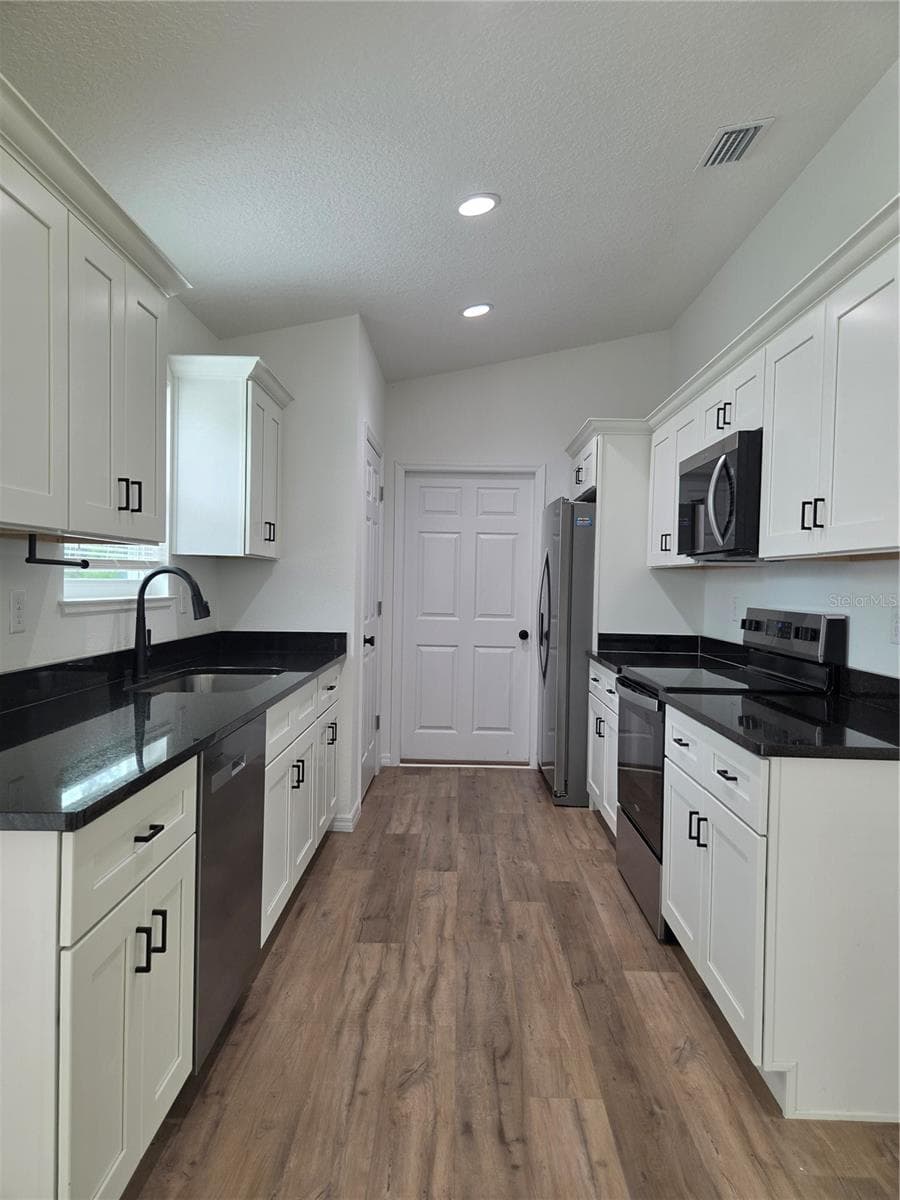 Single Family Residence at 353 FISHER WAY, OCKLAWAHA, photo 3 of 14