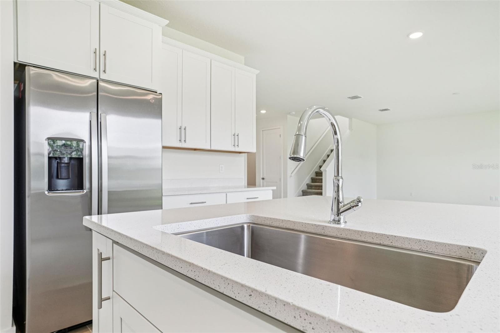 Single Family Residence at 30333 EMERALD FOREST DR, MOUNT DORA, photo 7 of 39