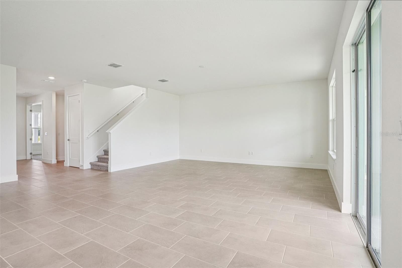 Single Family Residence at 30333 EMERALD FOREST DR, MOUNT DORA, photo 11 of 39