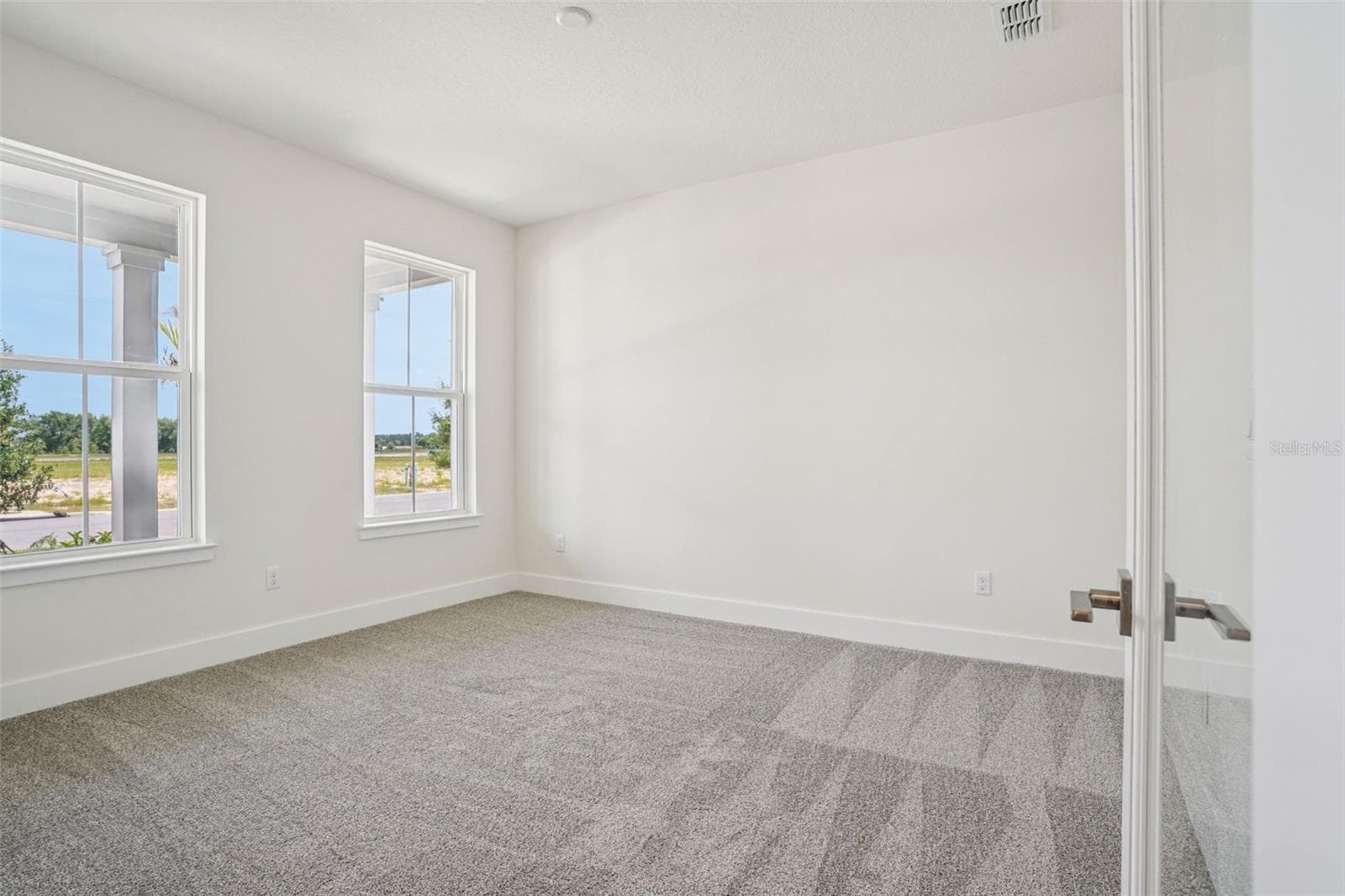 Single Family Residence at 30333 EMERALD FOREST DR, MOUNT DORA, photo 25 of 39