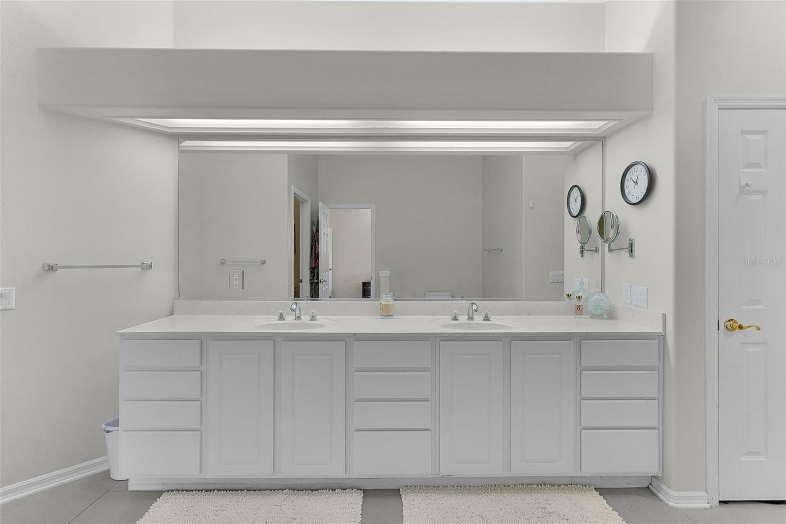 Primary Bathroom - 39407 TREELINE DR, LADY LAKE