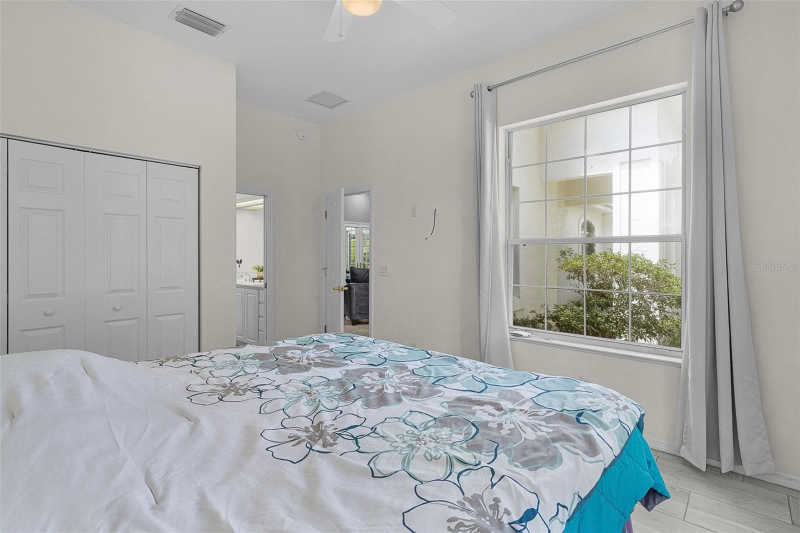 Guest Bedroom 1 - 39407 TREELINE DR, LADY LAKE