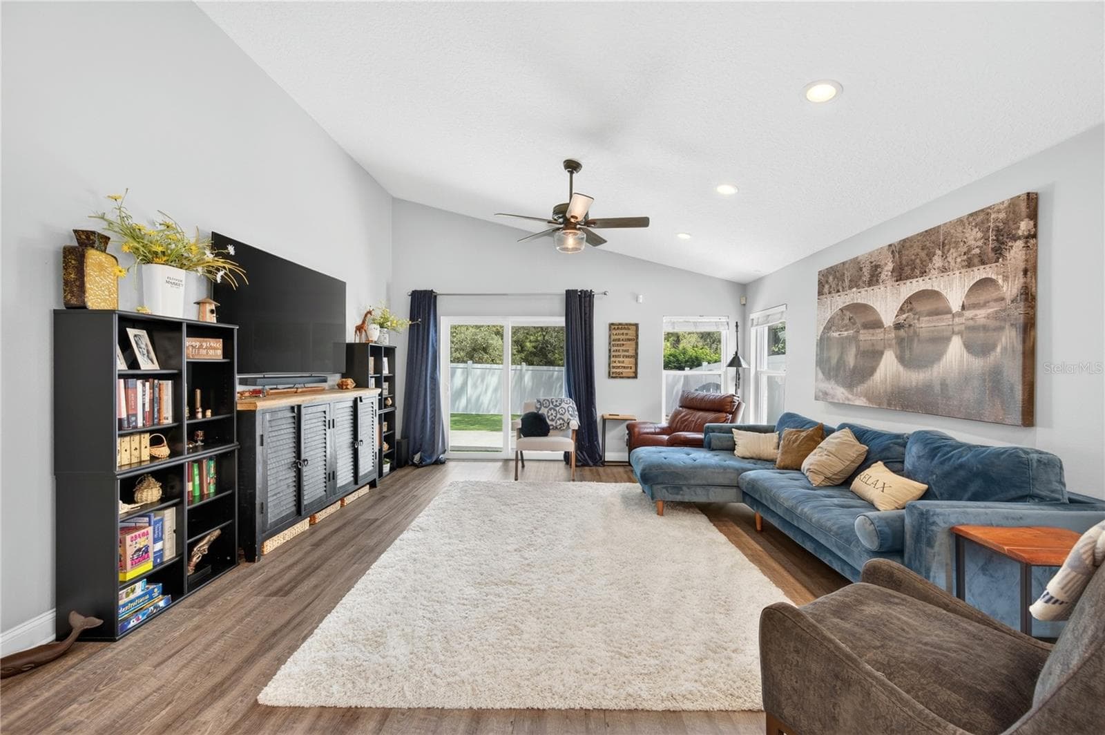 Large Family Room Back Yard View - 4339 NORTHERN DANCER WAY, ORLANDO