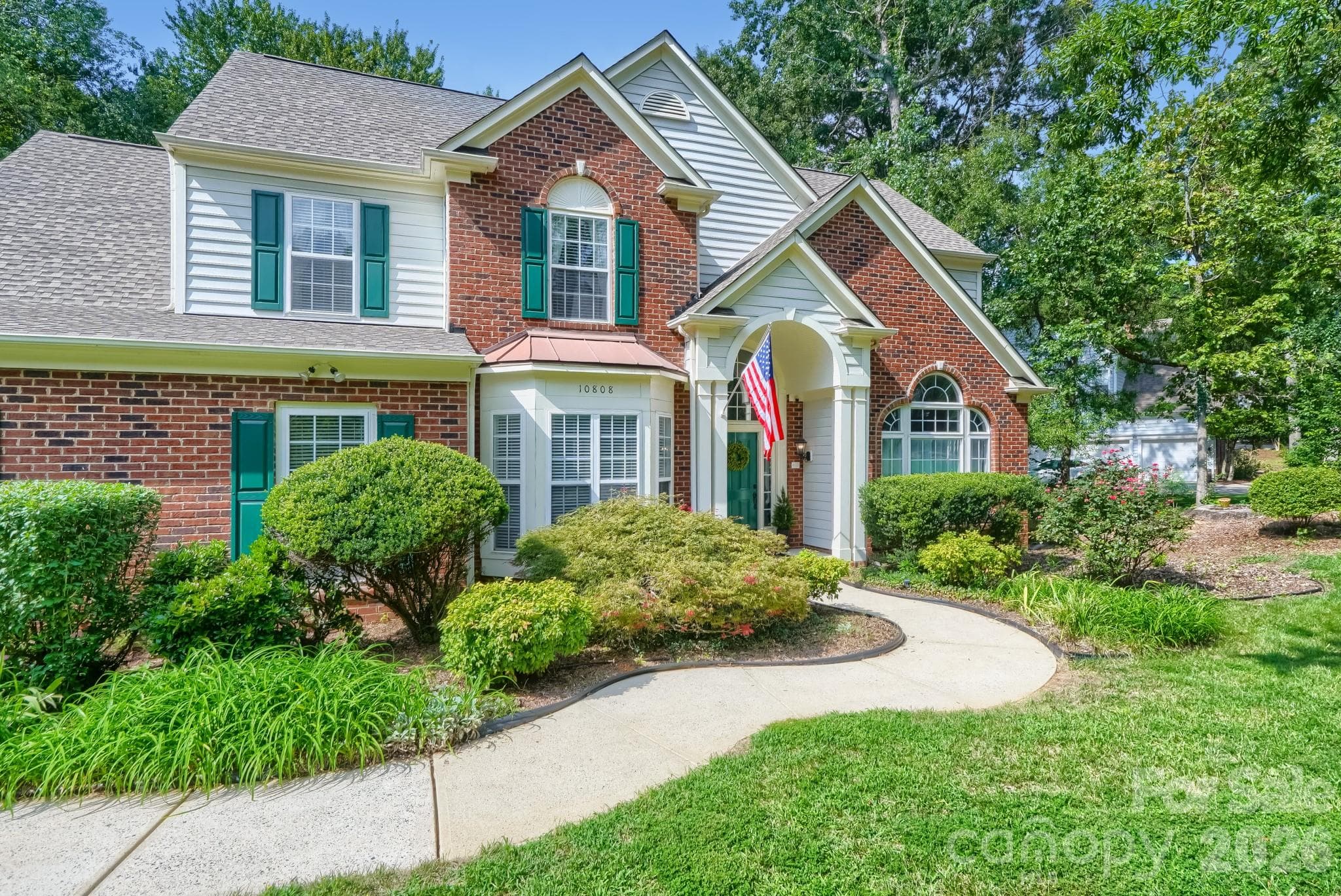 Classic Brick home in established Ballantyne community - 10808 Pomerane Place, Charlotte