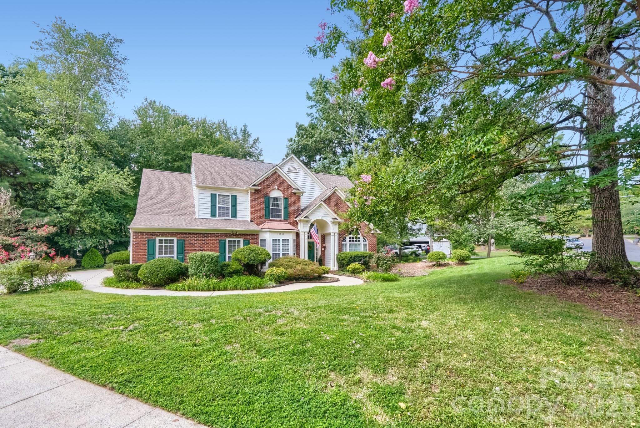 Classic Brick home in established Ballantyne community - 10808 Pomerane Place, Charlotte