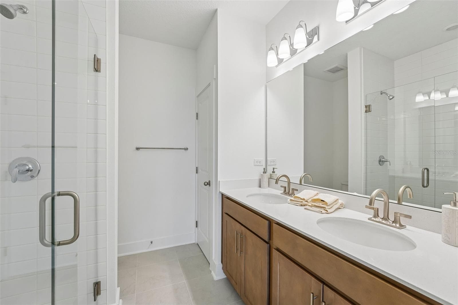 Townhouse at BARTRAM MEADOWS, JACKSONVILLE, photo 17 of 27