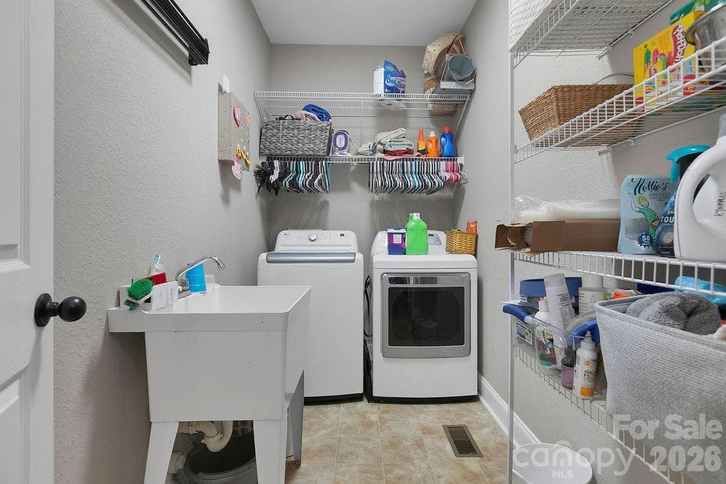 Single Family Residence at 62 Pine Hill Drive, Brevard, photo 21 of 44