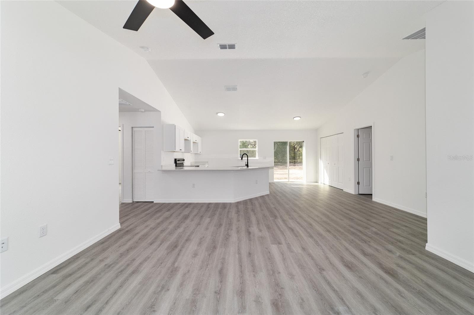 Single Family Residence at 24492 NW HEMLOCK AVE, DUNNELLON, photo 20 of 48