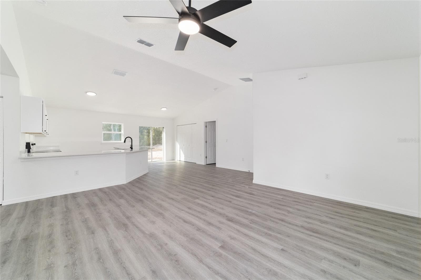 Single Family Residence at 24492 NW HEMLOCK AVE, DUNNELLON, photo 21 of 48