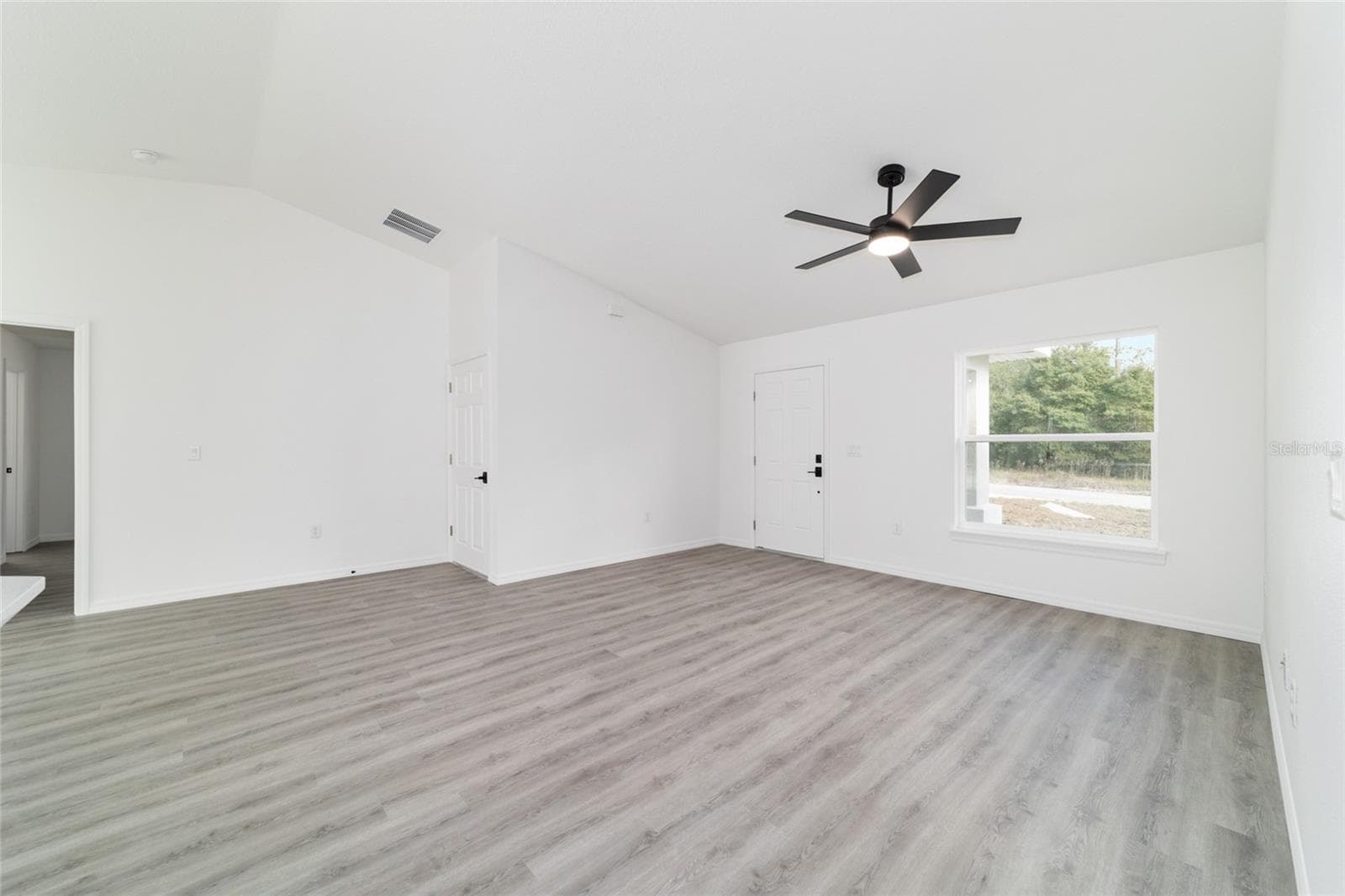 Single Family Residence at 24492 NW HEMLOCK AVE, DUNNELLON, photo 25 of 48