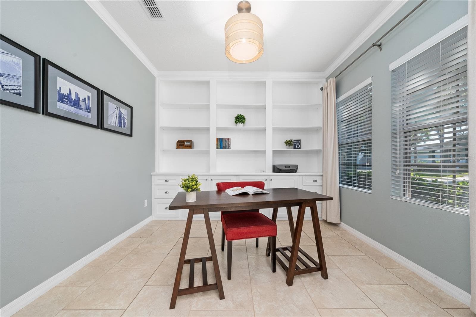 Single Family Residence at 2202 REDMARK LN, WINTER GARDEN, photo 15 of 61