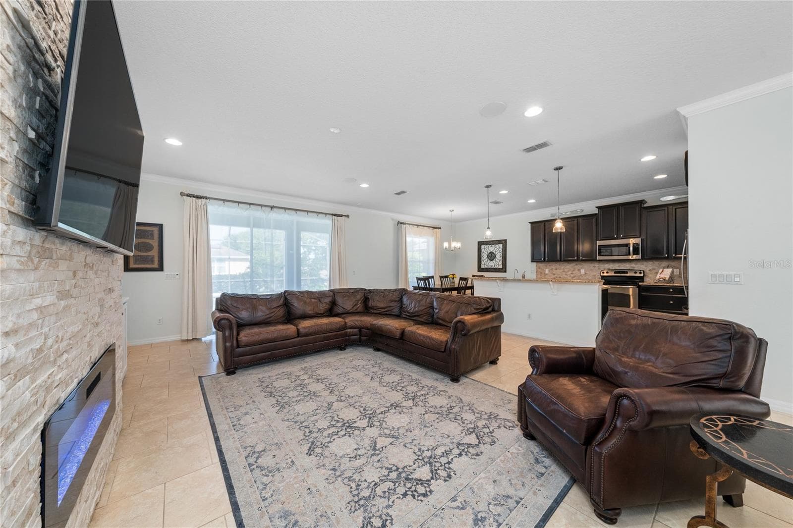 Single Family Residence at 2202 REDMARK LN, WINTER GARDEN, photo 9 of 61