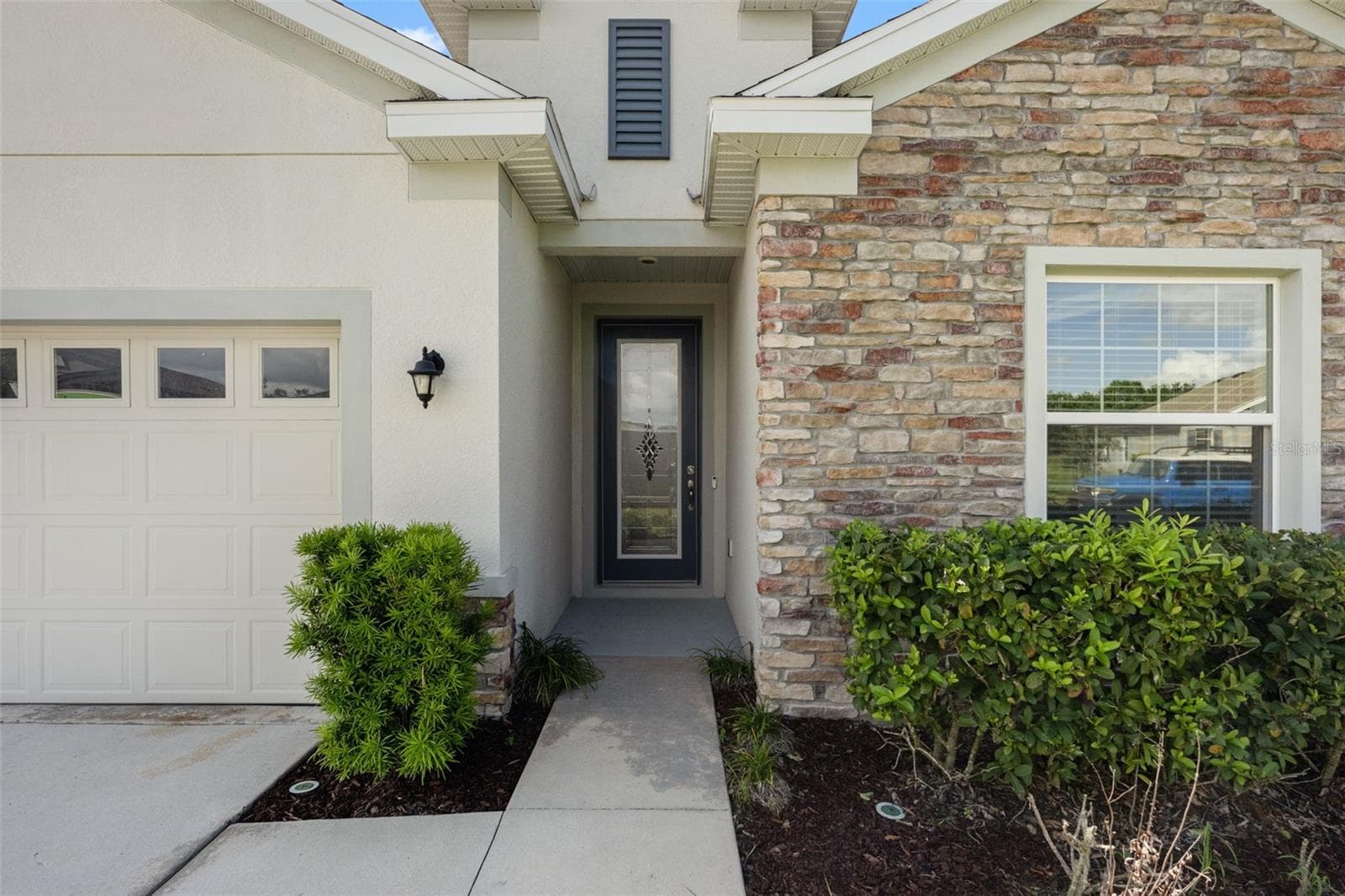 Single Family Residence at 30908 PARROT REEF CT, WESLEY CHAPEL, photo 8 of 62