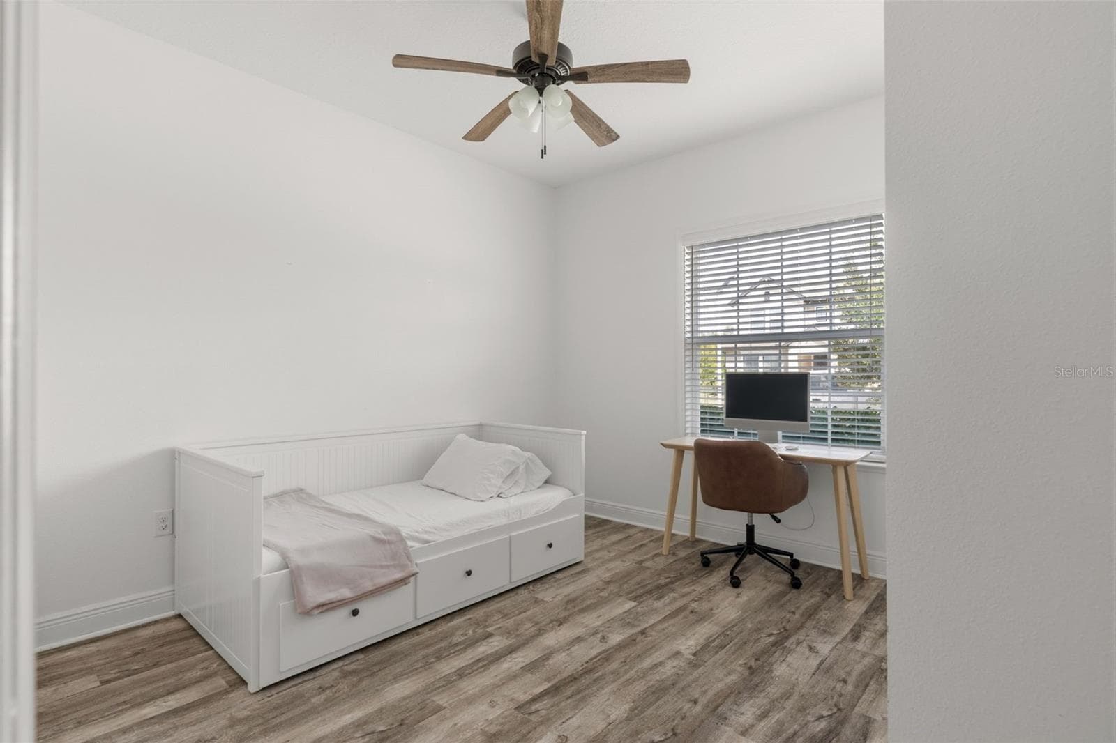 Single Family Residence at 30908 PARROT REEF CT, WESLEY CHAPEL, photo 11 of 62