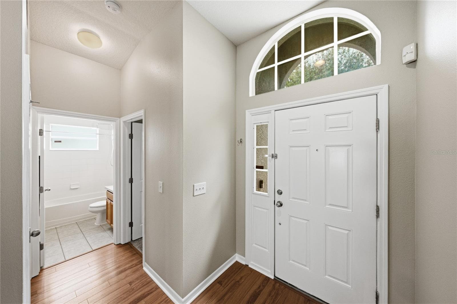 Single Family Residence at 34455 CLIFFCREEK CT, WESLEY CHAPEL, photo 9 of 62
