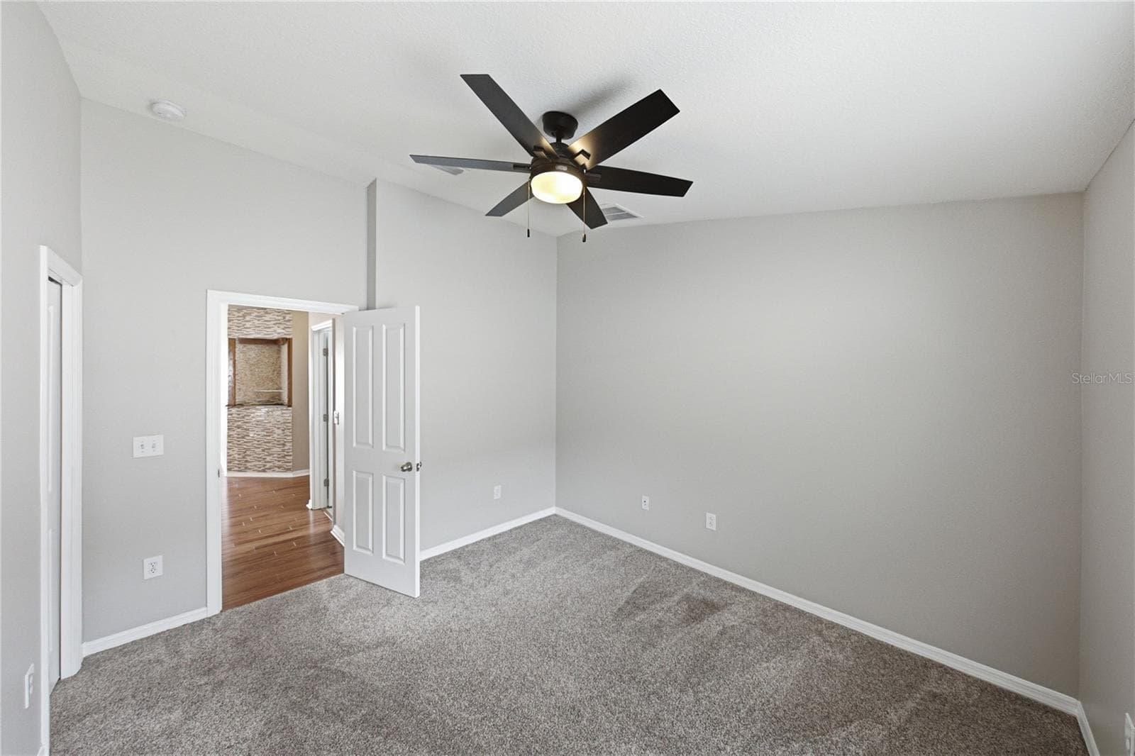 Single Family Residence at 34455 CLIFFCREEK CT, WESLEY CHAPEL, photo 24 of 62