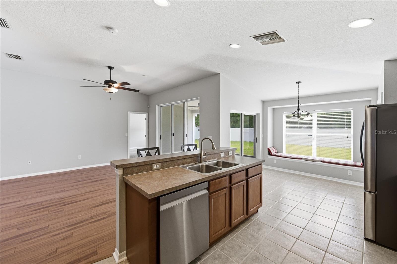 Single Family Residence at 34455 CLIFFCREEK CT, WESLEY CHAPEL, photo 36 of 62