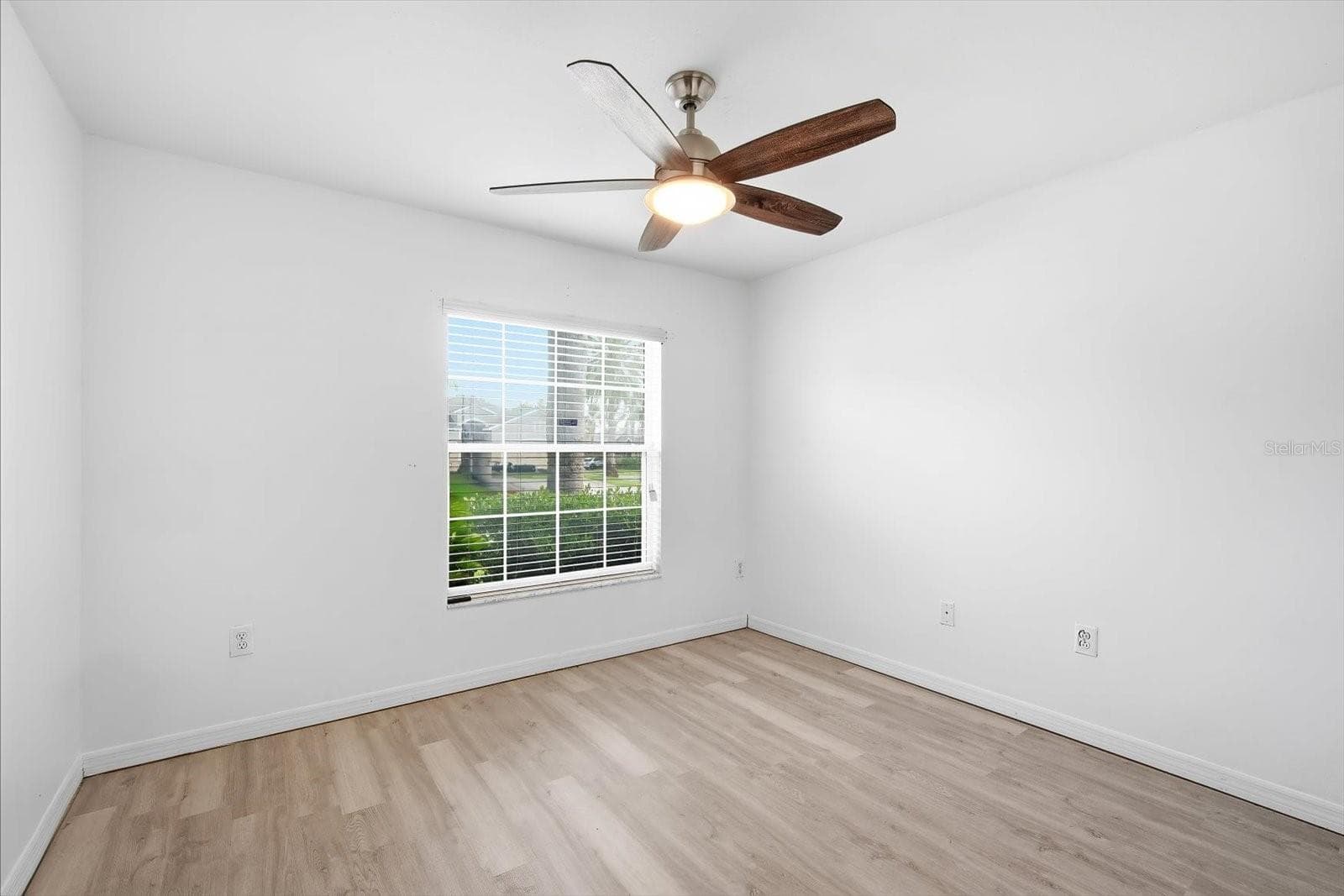 Single Family Residence at 3781 MADBURY CIR, LAKELAND, photo 11 of 26