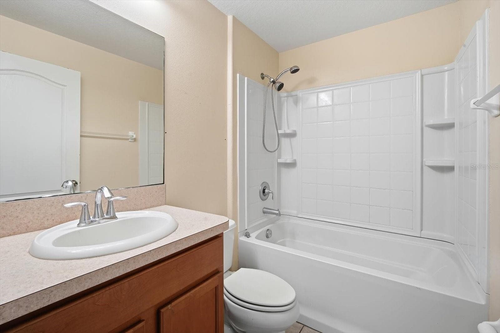 Single Family Residence at 3781 MADBURY CIR, LAKELAND, photo 12 of 26