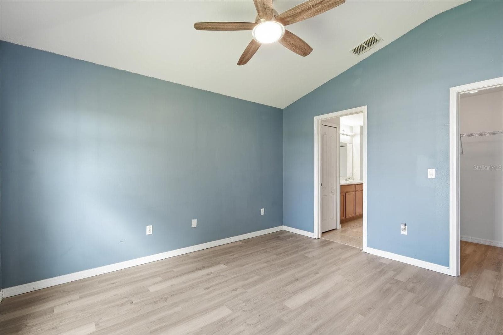 Single Family Residence at 3781 MADBURY CIR, LAKELAND, photo 14 of 26