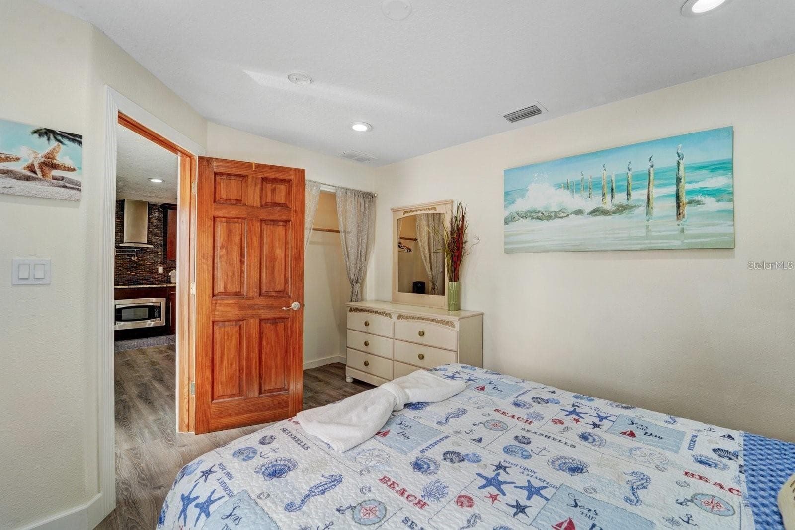 Single Family Residence at 2598 WOOD ST, SARASOTA, photo 11 of 50