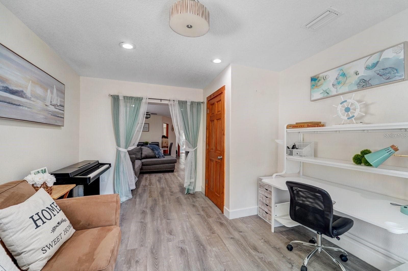 Single Family Residence at 2598 WOOD ST, SARASOTA, photo 17 of 50