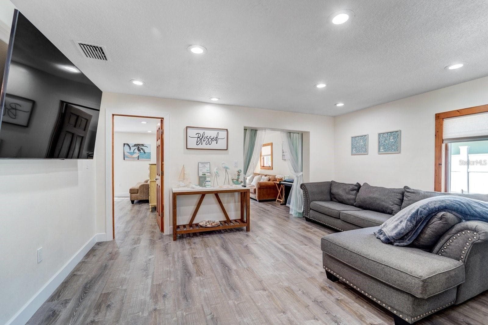 Single Family Residence at 2598 WOOD ST, SARASOTA, photo 21 of 50