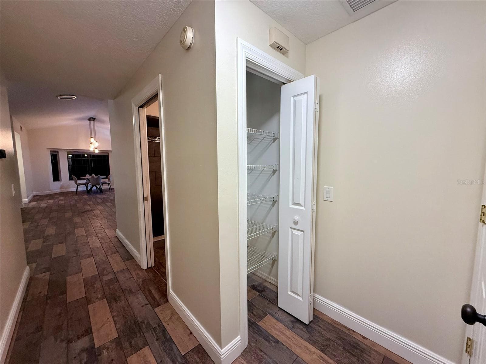 Single Family Residence at 3530 W COGWOOD CIR, BEVERLY HILLS, photo 38 of 69