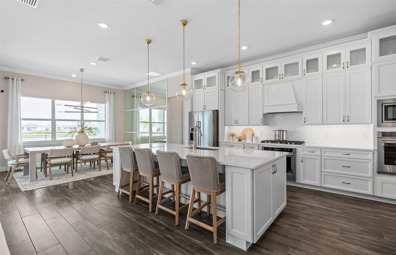 Model Home Design Only. Pictures and furnishings are for illustrative purposes only. Elevations, colors and options may vary. Furniture is for model home staging only. - 15000 CANOPY COVER DRIVE, WINTER GARDEN