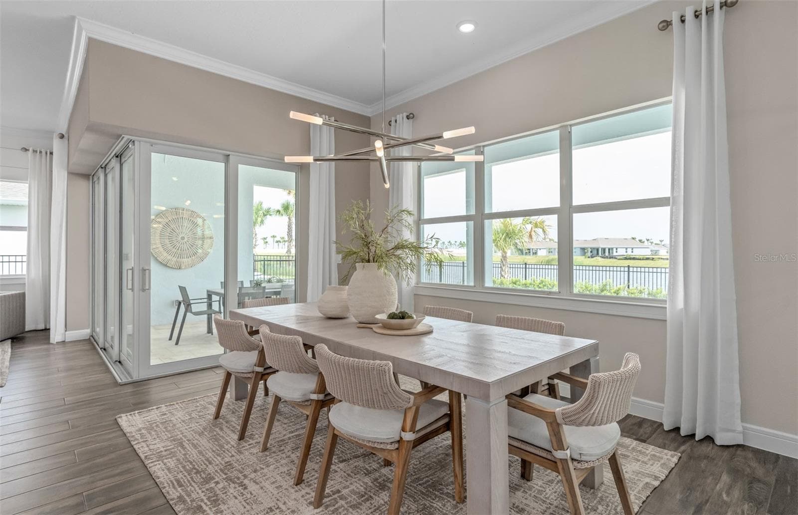 Model Home Design Only. Pictures and furnishings are for illustrative purposes only. Elevations, colors and options may vary. Furniture is for model home staging only. - 15000 CANOPY COVER DRIVE, WINTER GARDEN